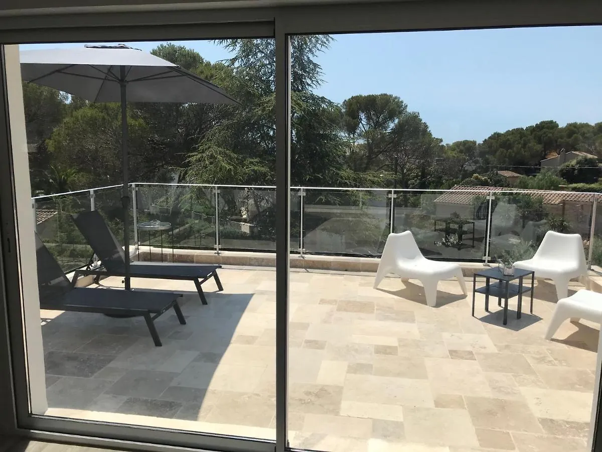 Villa A L'Etage Avec Piscine Proche Bord De Mer Saint-Raphaël
