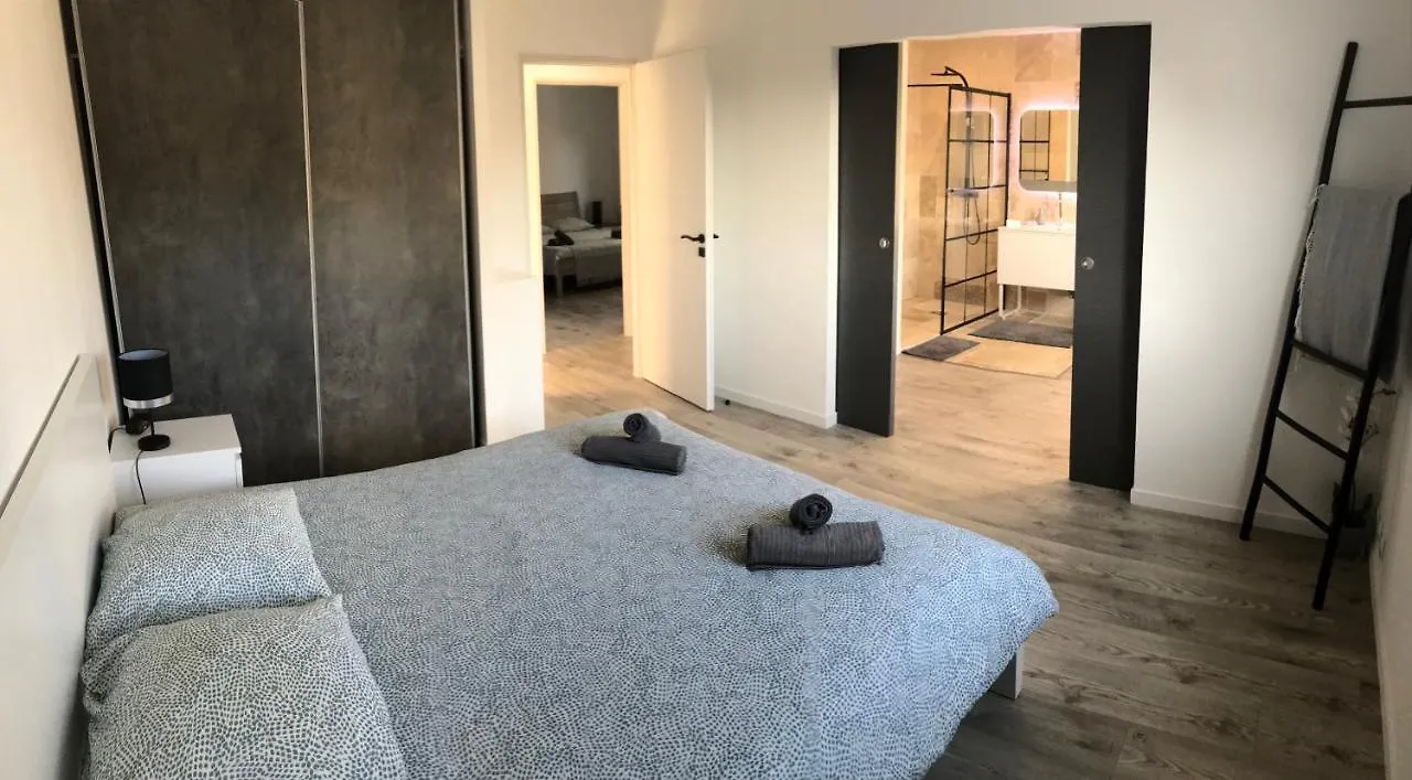 Villa A L'Etage Avec Piscine Proche Bord De Mer Saint-Raphaël Ferienhaus
