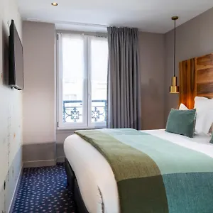Maxim Folies Hotel Paris