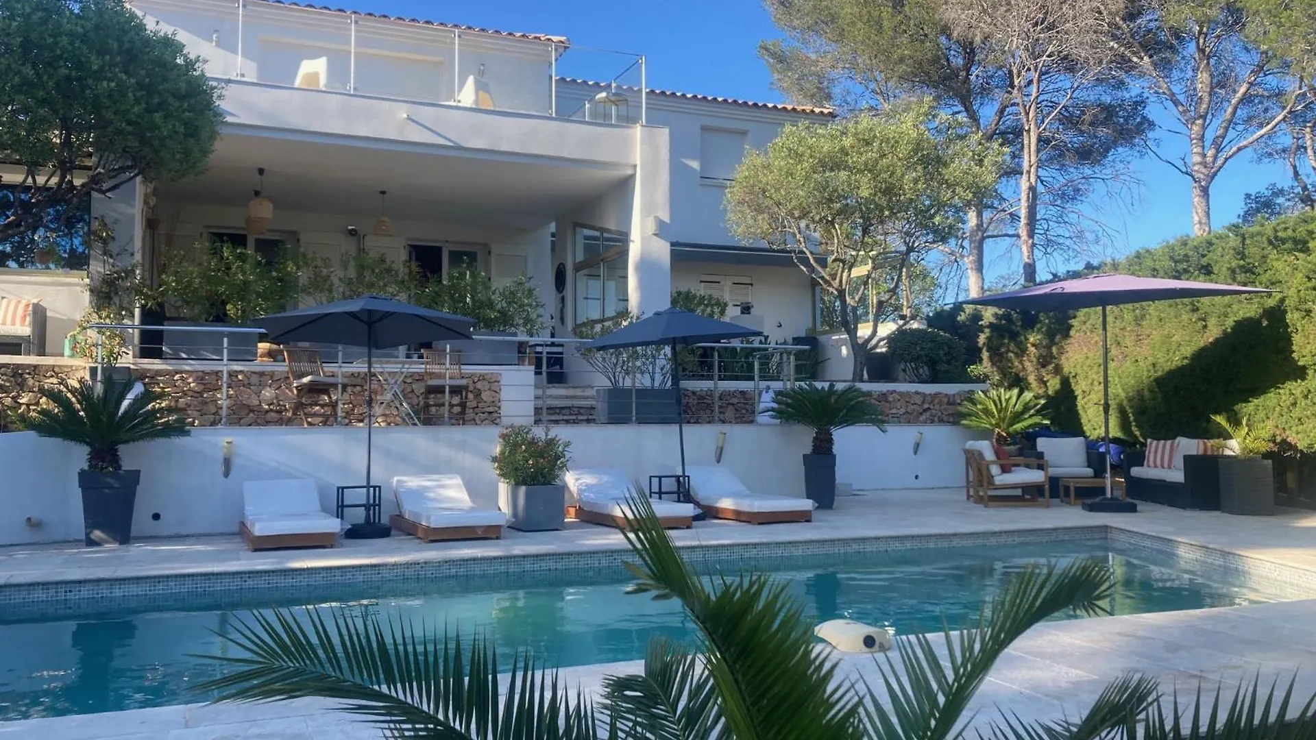 Villa A L'Etage Avec Piscine Proche Bord De Mer Saint-Raphaël Hébergement de vacances
